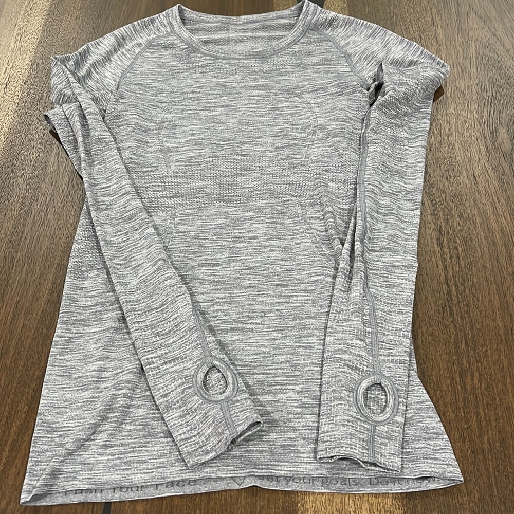 Lululemon Swiftly Tech Long Sleeve Sz6